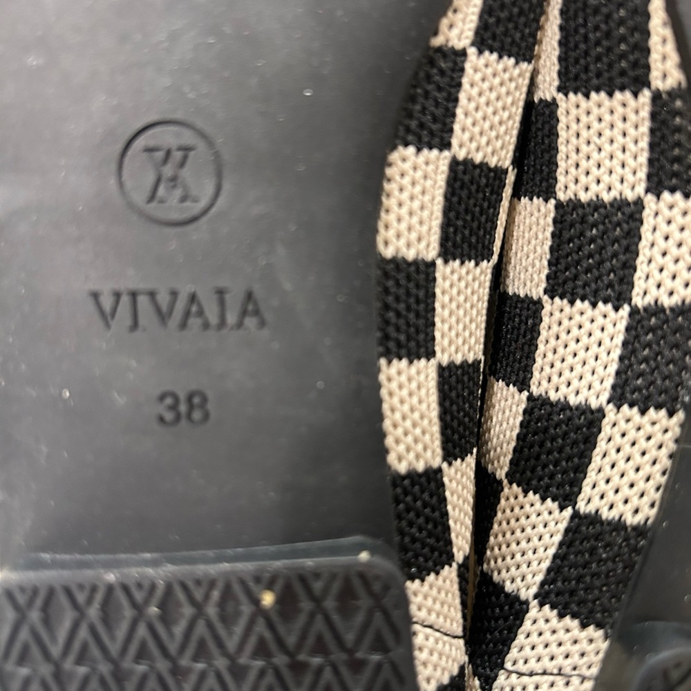 Vivaia Margot Checkered Flat - Picture 5 of 6